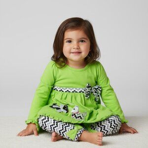 💚 Nannette Kids 2-Piece Dog Appliqué Outfit (12M)